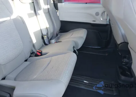 2025 Toyota Sienna Le из США, поврежденный, VIN 5TDKRKEC5SS225530